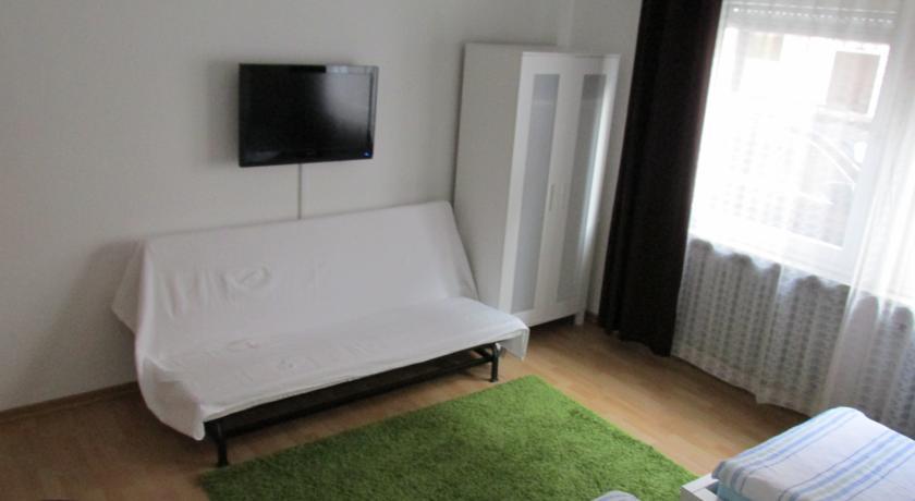 Apartments Mayen Ruang foto