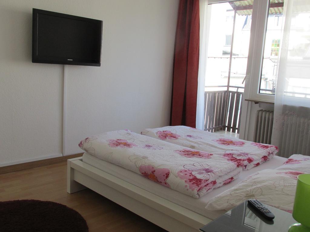 Apartments Mayen Bagian luar foto